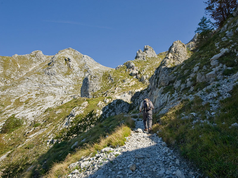 (MSMassa) RESCETOFINESTRA VANDELLI (1442m) RIFUGIO CONTIPASSO TAMBURA(1620m)MONTE TAMBURA