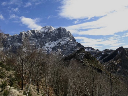 Il monte Corchia dal sentiero 141