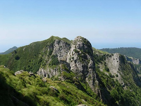 Pittone in primo piano, presso il Passo dei Pitoni