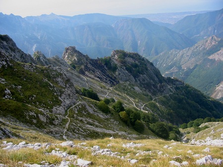 I tornanti della via Vandelli