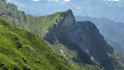 Il Poggio di Navola dalla Foce