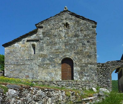 Vagli di Sotto, la chiesa di Sant'Agostino.