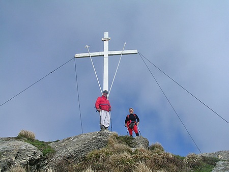 La croce di vetta della Brugiana