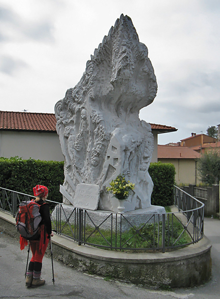 Bergiola: Monumento ai caduti.