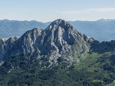 il Pizzo dalla vetta del Monte Sagro